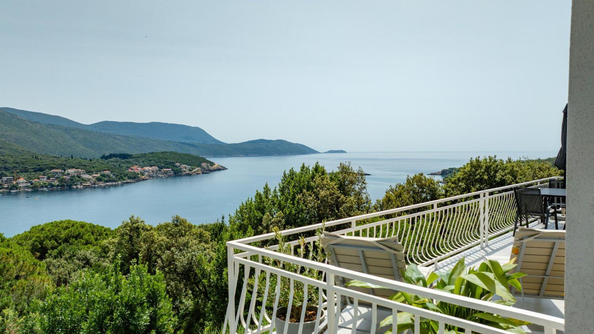 Apartment Konak Molunat Kültér fotó